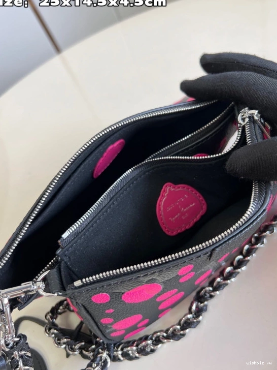 WIS Multi YK VUITTON ACCESSOIRES X POCHETTE LOUIS 1125